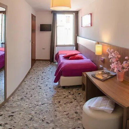 Hotel Il Moro Di 2*
